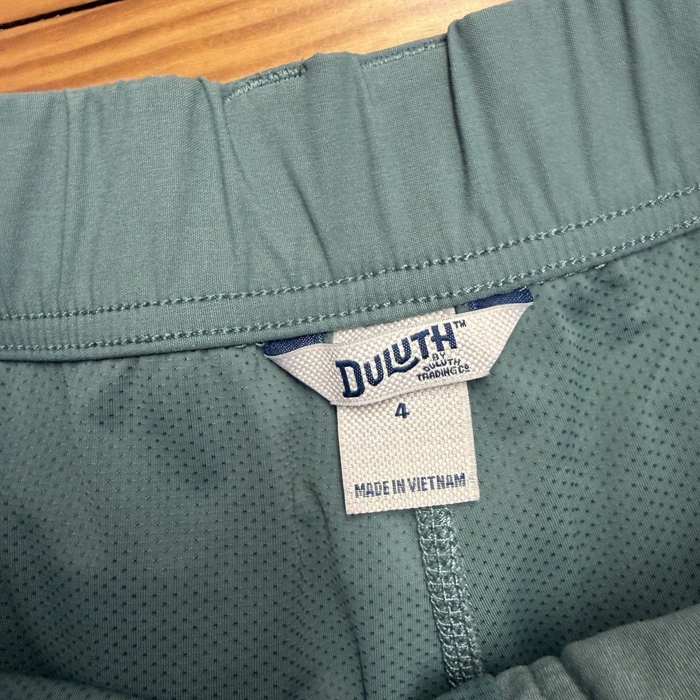 Duluth Trading Dry on the Fly Skort Women's 4 Skirt Shorts Sage Green Cargo - Picture 4 of 13